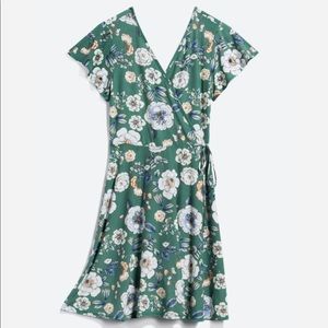 KAILEIGH Kaela Faux Wrap Knit Dress, L